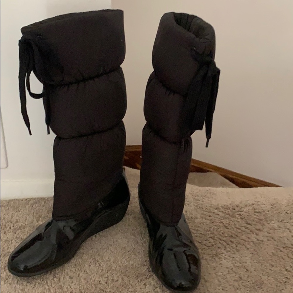 - LACOSTE- boots size 10 - Picture 2 of 3